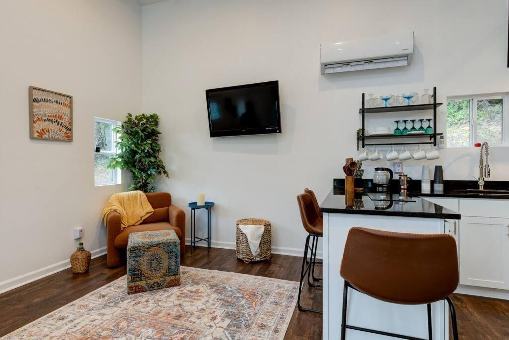 Вілла 2 Bed 1 Bath-Sleeps 5 To 6 Near Rrg Large Deck Біттівілл Екстер'єр фото